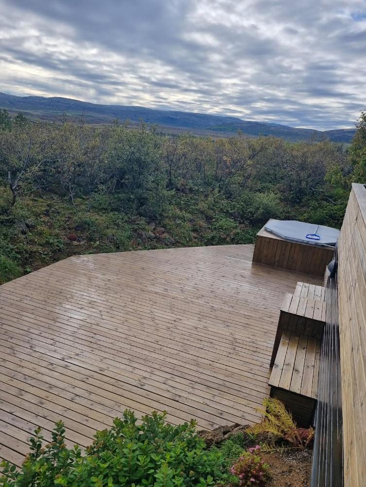 Local Cottage With Amazing View เซลฟอส ภายนอก รูปภาพ